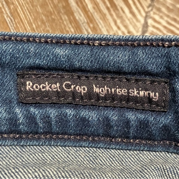 Women’s Citizens of Humanity Rocket Cropped Skinny Rough Bottom Denim Jeans (27) - Picture 5 of 6
